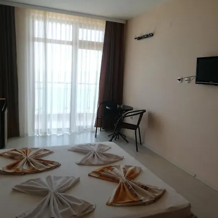 за гости синева Penzion 4*