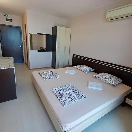 за гости синева Penzion Sozopol